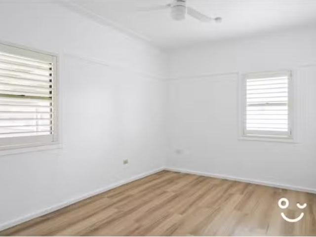 House for rent in Wollongong West, New South Wales