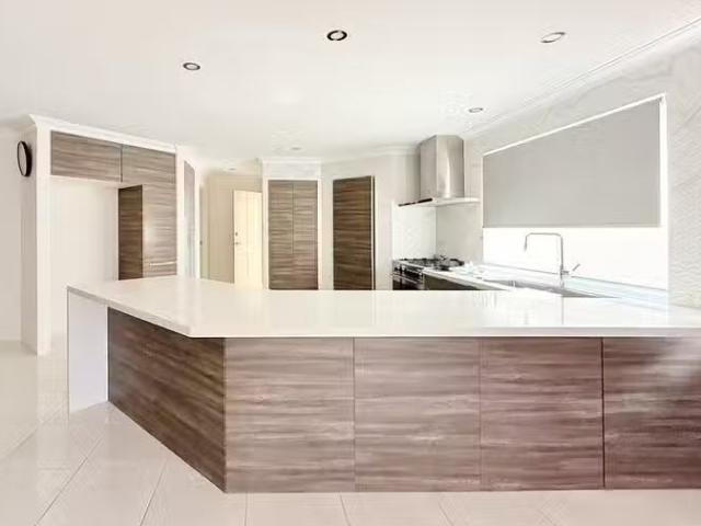 House for rent in Canning Vale, Western Australia