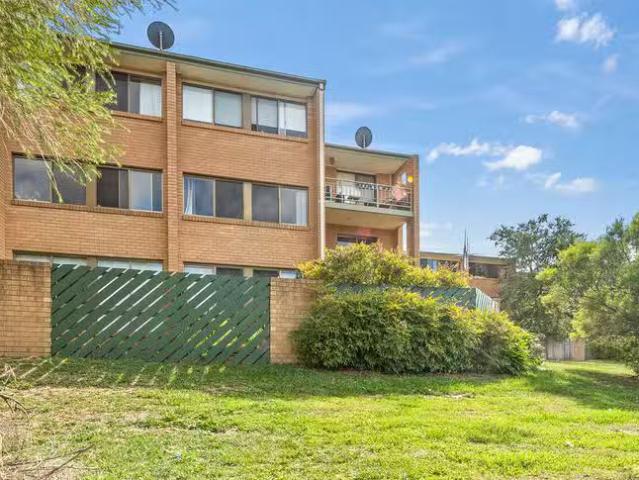 Apartment for rent in Woden, Australian Capital Territory