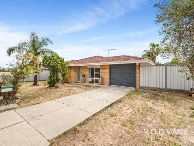 House for rent in Seville Grove, Western Australia