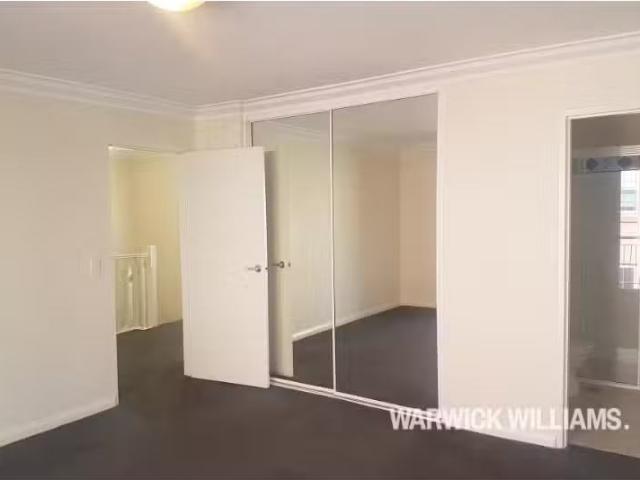 Condo for rent in Sydney, New South Wales