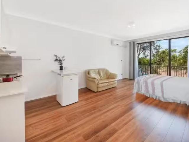 Apartment for rent in Waitara, New South Wales