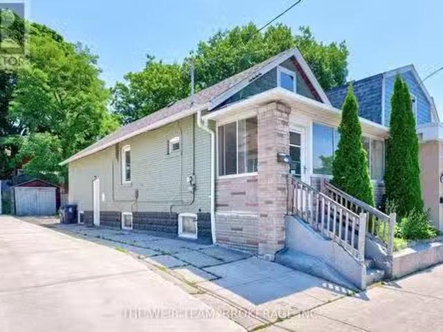 House for rent in Woburn, Ontario