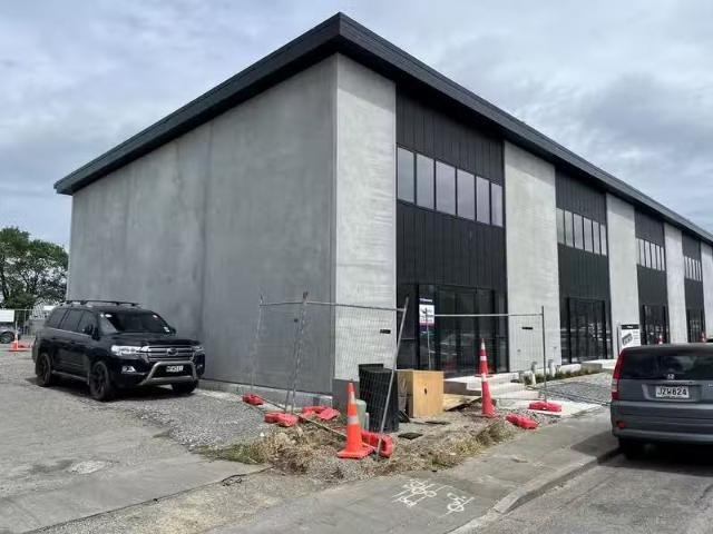 House for rent in Chaslands, Canterbury