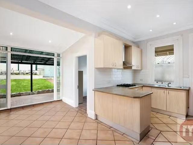 Condo for rent in Sydney, New South Wales