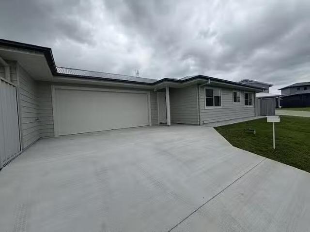 House for rent in Bom Bom, New South Wales