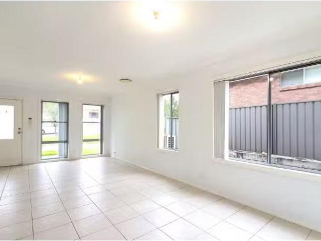 Condo for rent in Sydney, New South Wales