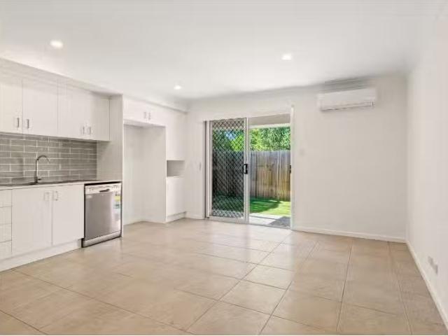 Condo for rent in Toombul, Queensland