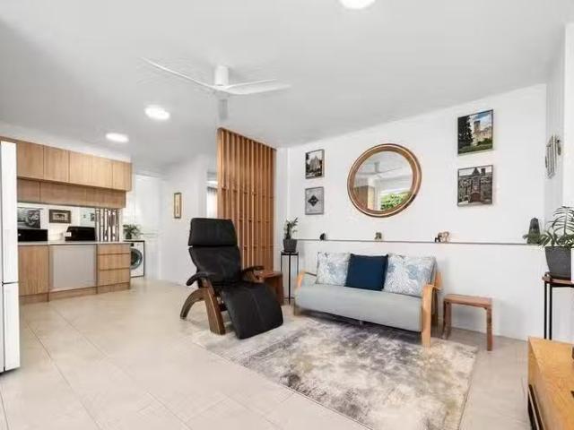 Apartment for rent in Toombul, Queensland