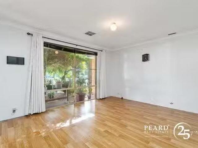 House for rent in Ballajura, Western Australia