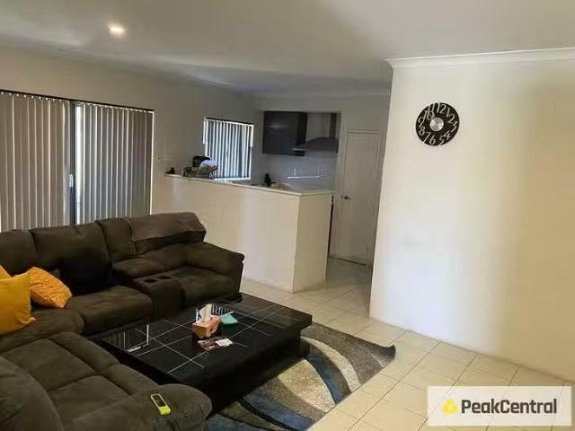 House for rent in Canning Vale, Western Australia