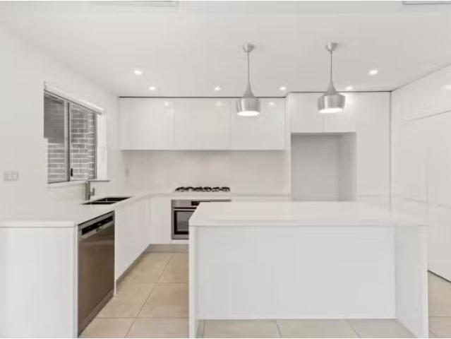 Condo for rent in Sydney, New South Wales