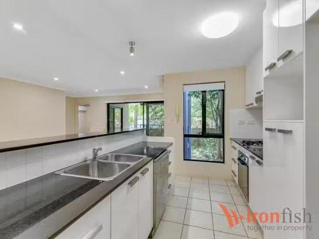 Apartment for rent in Toombul, Queensland