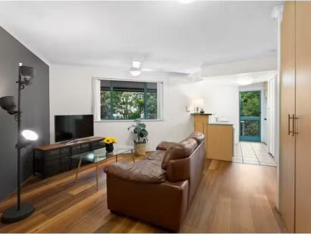 Apartment for rent in Toombul, Queensland