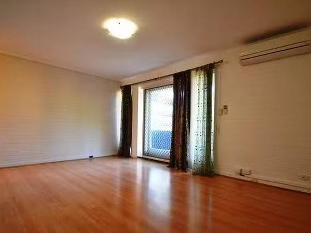House for rent in Como, Western Australia