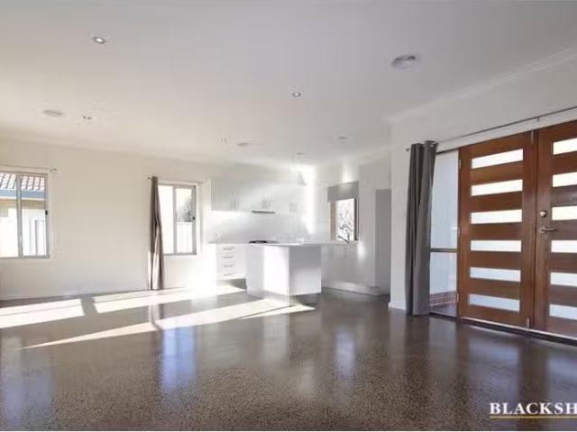 Condo for rent in Queanbeyan, New South Wales