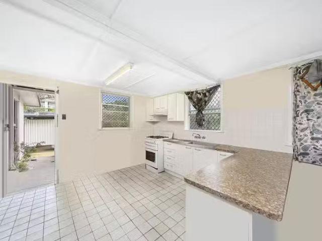 House for rent in Hill Top, New South Wales