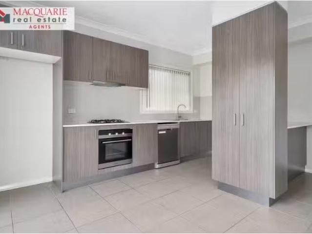 Condo for rent in Sydney, New South Wales