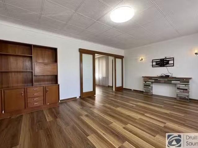 House for rent in Stirling, Western Australia