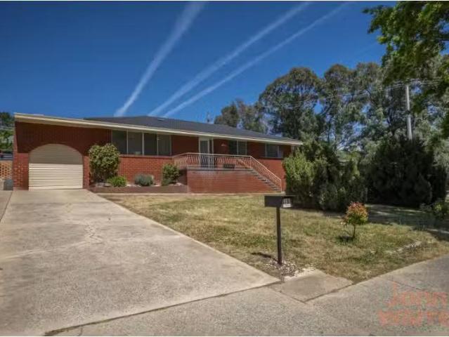 House for rent in Latham, Australian Capital Territory