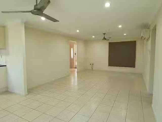 House for rent in Armstrong Beach, Queensland