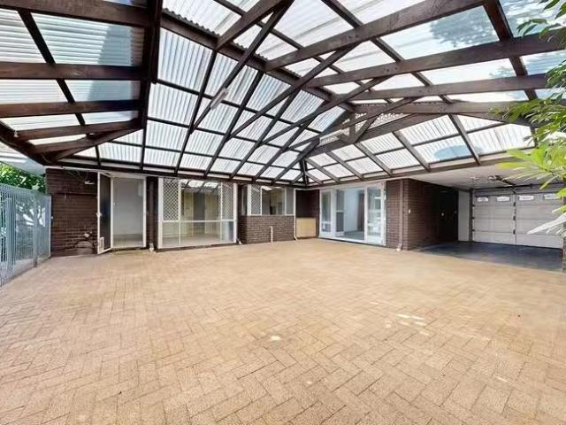 House for rent in Stirling, Western Australia