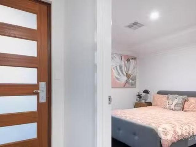House for rent in Hammond Park, Western Australia