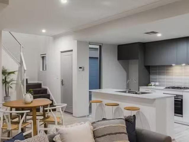 House for rent in Duncraig, Western Australia
