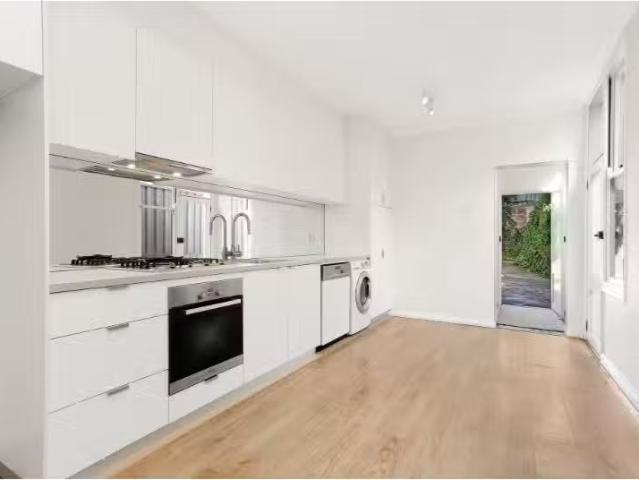 Condo for rent in Sydney, New South Wales