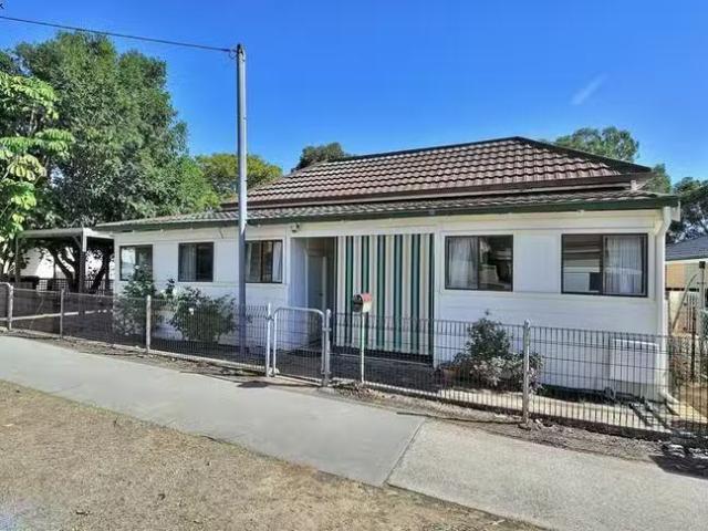 House for rent in Midland, Western Australia
