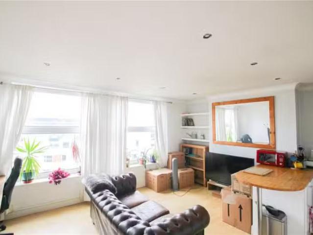 Apartment for rent in Hotwells, Feckenham