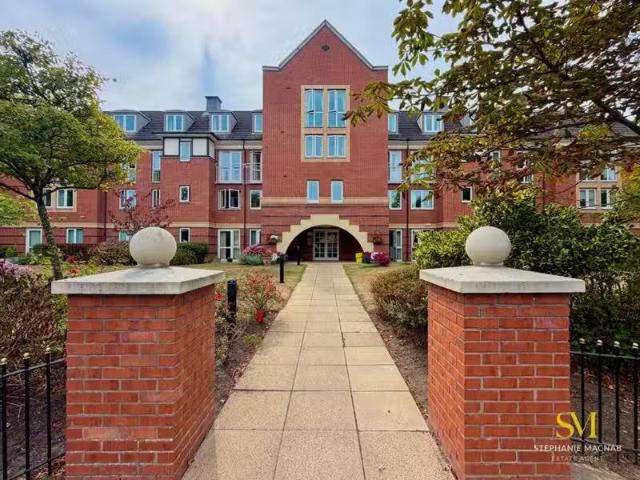 Apartment for rent in Formby, Sefton