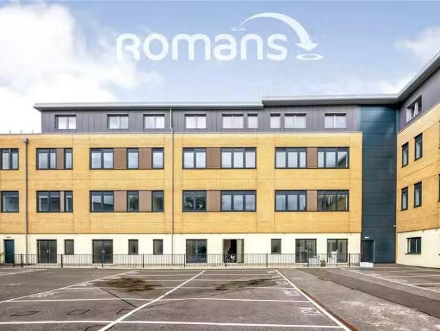 House for rent in Heol-las, Surrey