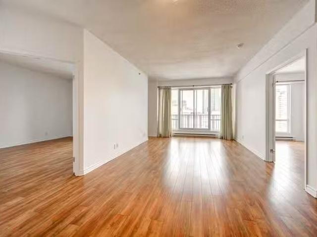Condo for rent in St. Leonard's, Quebec