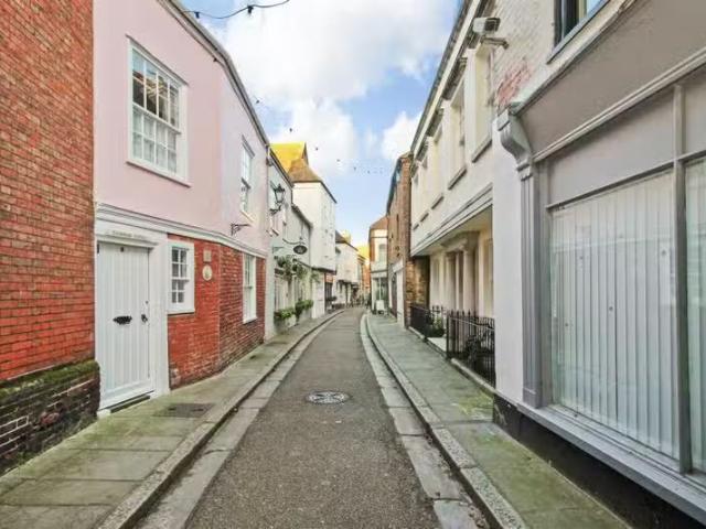 House for rent in Sandwich, Ash