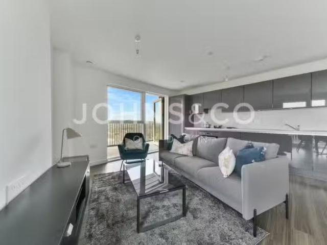 Apartment for rent in Plashet, Greater London