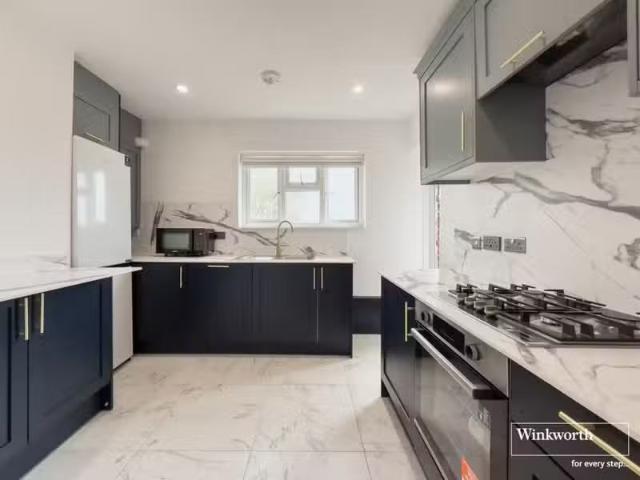 Apartment for rent in Brentford, Greater London