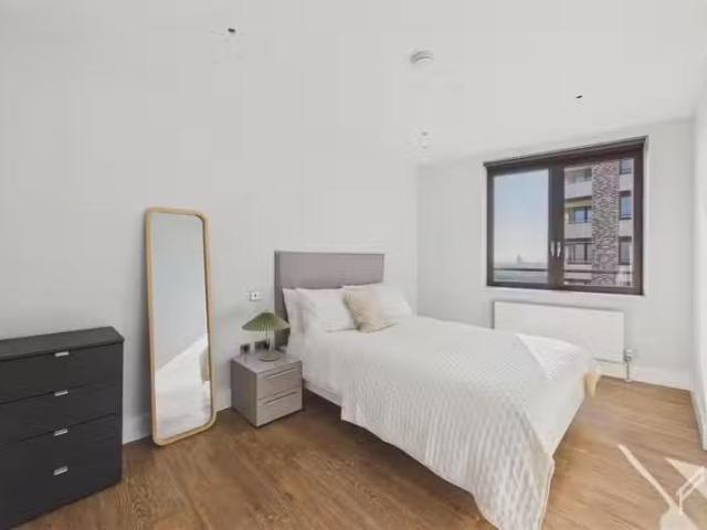 Apartment for rent in Brentford End, Greater London
