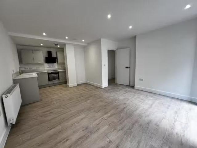 Apartment for rent in Longport, The Bridge