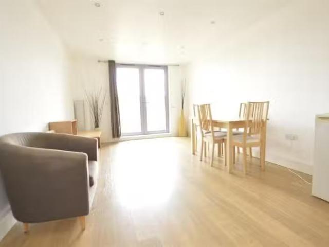 Apartment for rent in London Borough of Croydon, Kenley