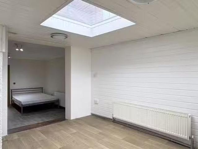 House for rent in Brentford End, Greater London