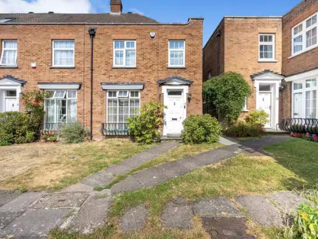 House for rent in London Borough of Harrow, Greater London