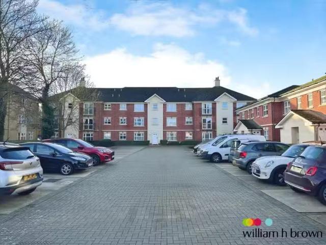 House for rent in Highams Park, Greater London