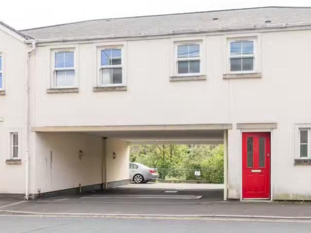 House for rent in Falcon Lodge, Wales