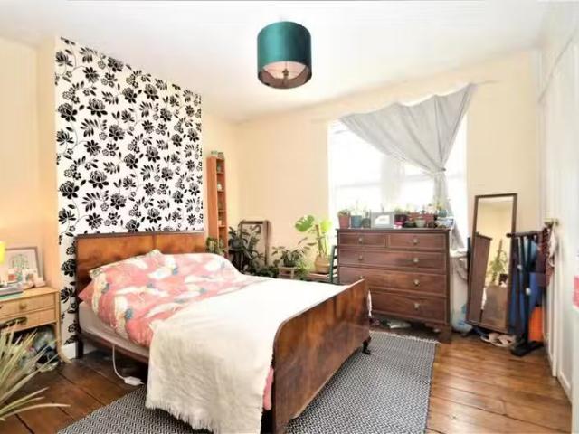 House for rent in Carshalton Beeches, Greater London