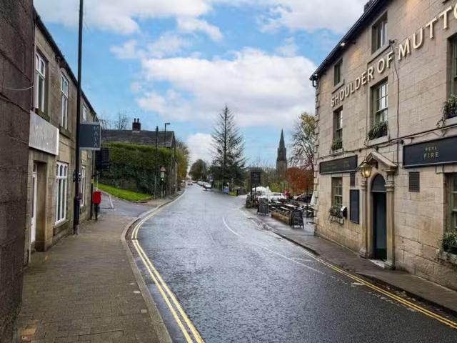 House for rent in Holcombe, Bury