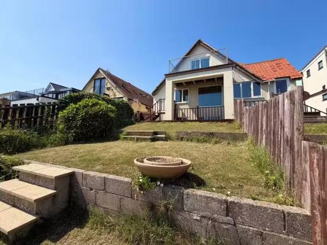 House for rent in Fishersgate, West Sussex