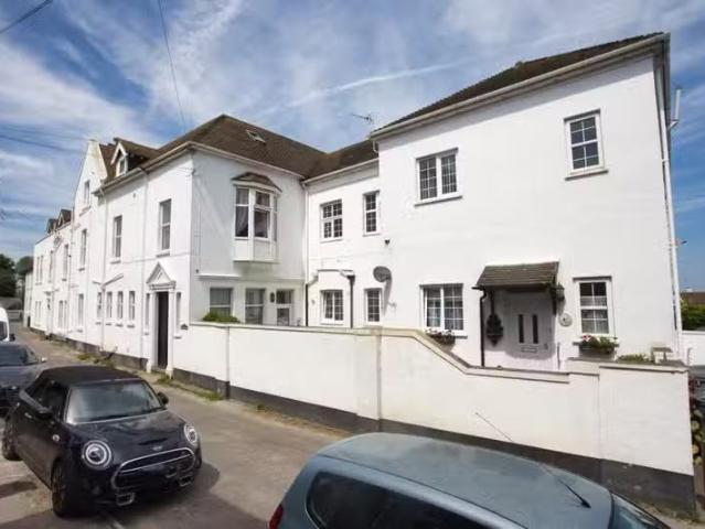 House for rent in Worth, Ash