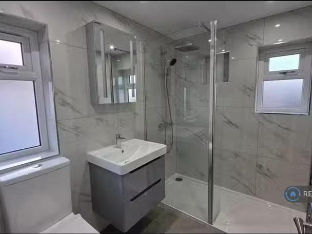 House for rent in Surbiton, Greater London