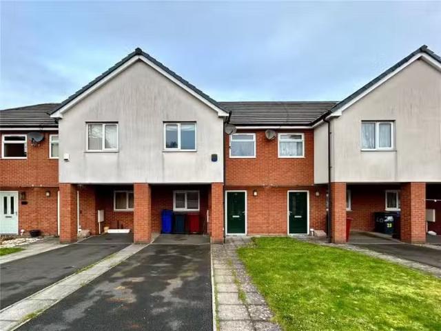 House for rent in Queen's Park, Blackburn